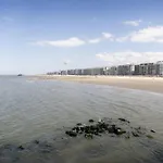 Daire Zonnehaven With Seaview By Interhome