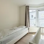 公寓 Zonnehaven With Seaview By Interhome *