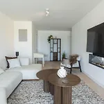 公寓 Zonnehaven With Seaview By Interhome *