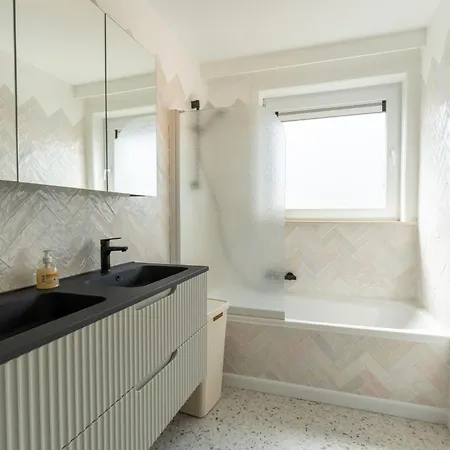 Zonnehaven With Seaview By Interhome *