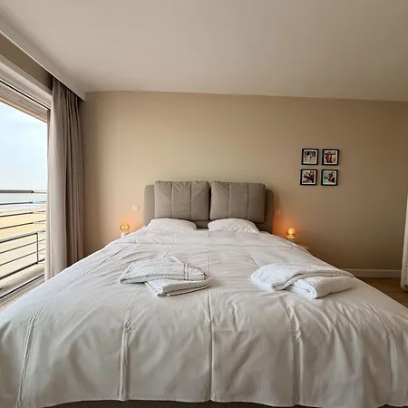 Zonnehaven With Seaview By Interhome 布兰肯贝赫
